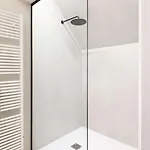 Apartment Stylishly Renovated With View Gent