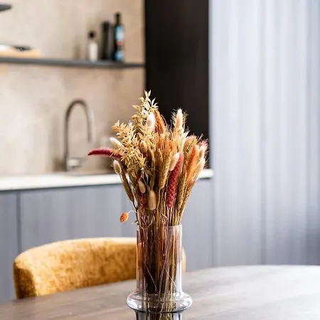 Huswell - Stylishly Renovated With View Appartement *