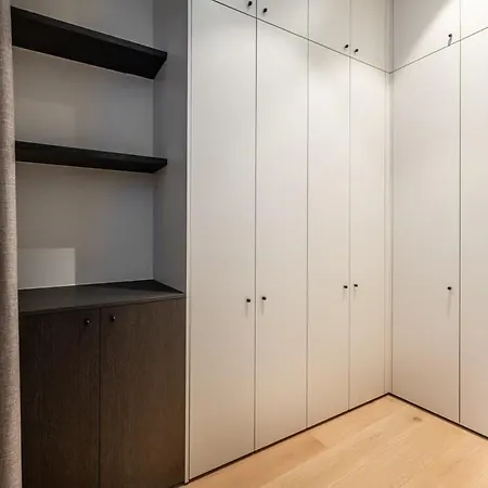 Διαμέρισμα Stylishly Renovated With View *